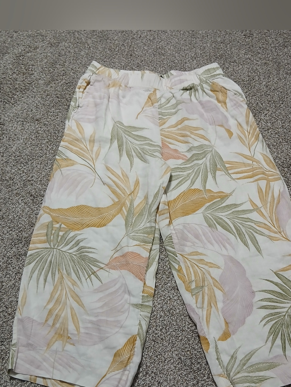 Tahari 100% Linen Tropical Leaf Print Lightweight Pants - Pastel Green & Mustard